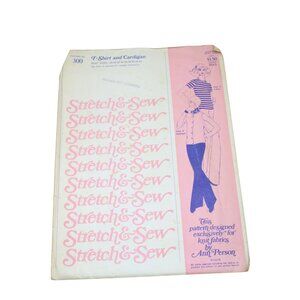 Stretch & Sew Tee Cardigan Pattern Vintage 1976 92960 Size 30-44 UNCUT Person
